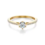 Pierścionek z diamentami